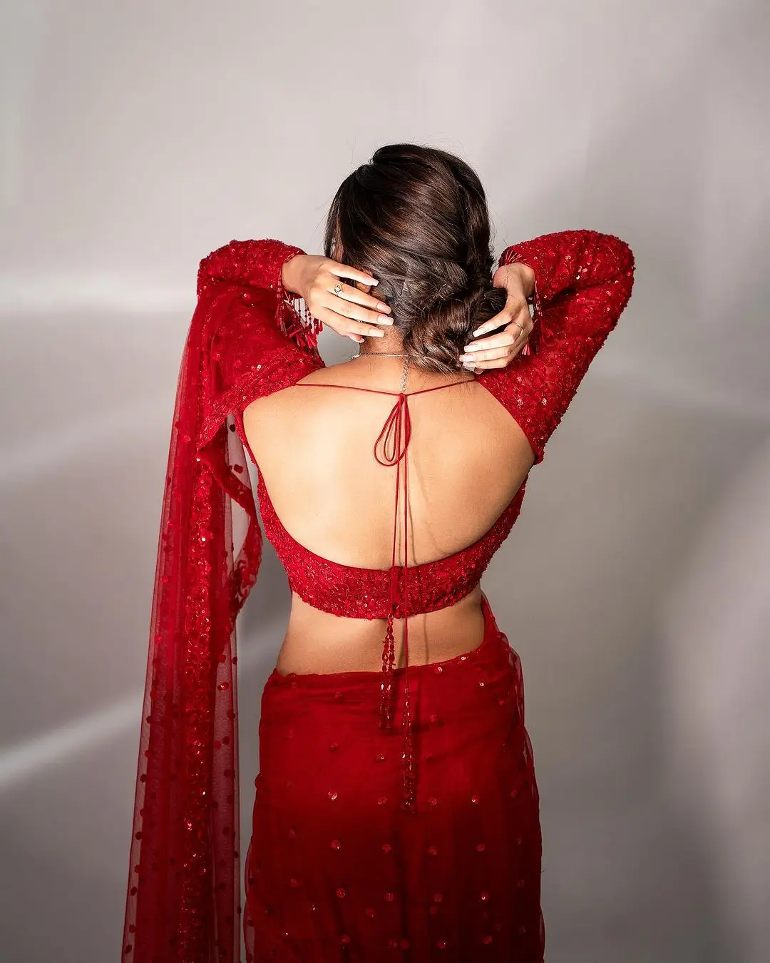 Rashi Singh in South Indian Traditional Red Saree Blouse